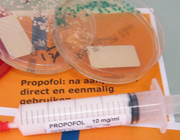 Microbiologische besmetting van propofol